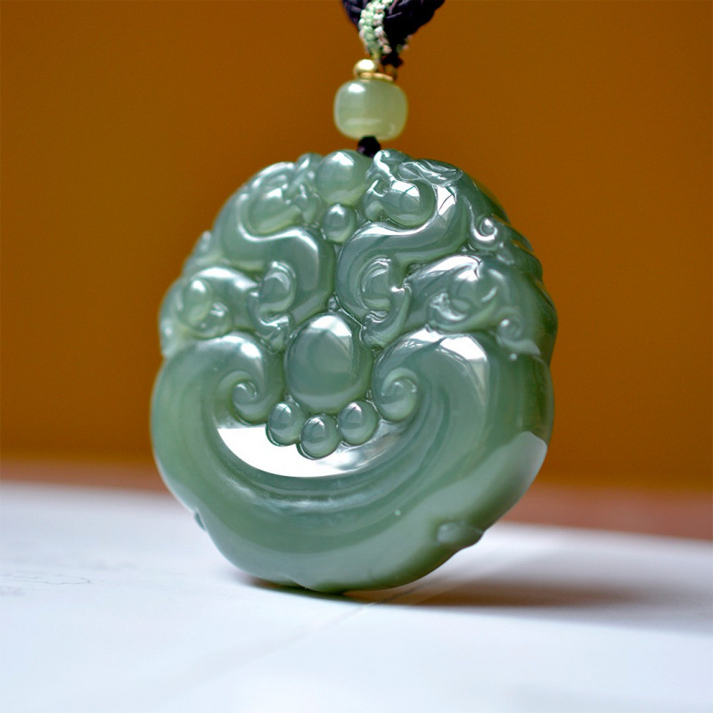 Go Ethnic Fashion - Pendentif en Jade Hetian Naturel 