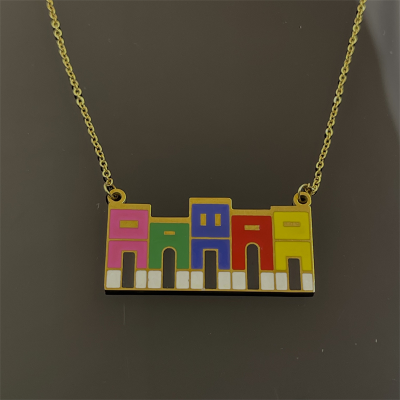 Collier pendentif maison color - Ethnic Fashion House avis et prix