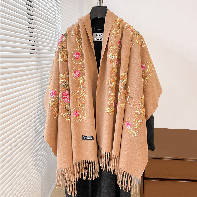 Écharpe-châle vintage brodée s - Go Ethnic Fashion avis et prix