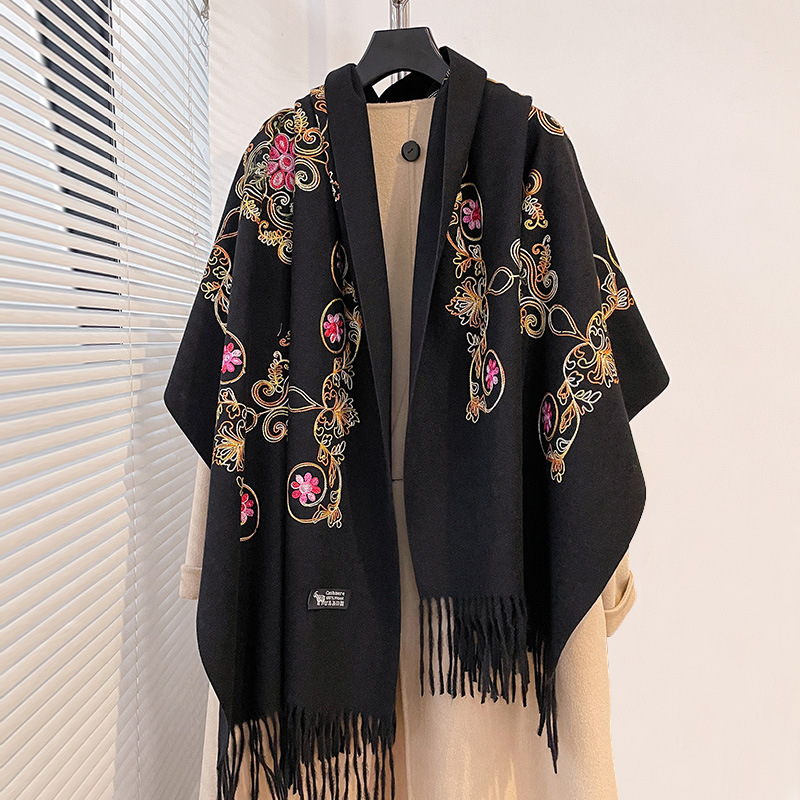 Écharpe-châle vintage brodée s - Go Ethnic Fashion avis et prix